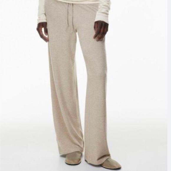 Aritzia- Wilfred Free lounge pants - Picture 1 of 4